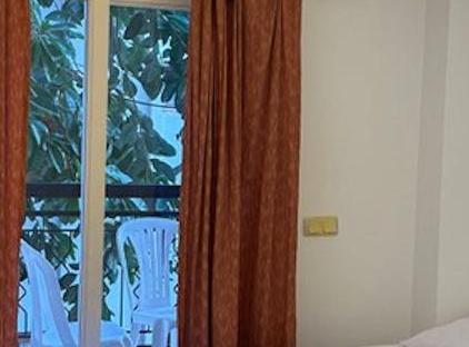 London House Hotel تورنگار