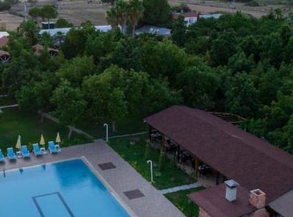 APELLA HOTEL تورنگار