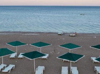 APELLA HOTEL تورنگار