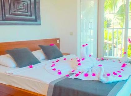 Sweet Home Kemer Apartments تورنگار