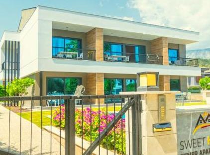 Sweet Home Kemer Apartments تورنگار