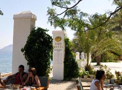 Ford Hotel تورنگار