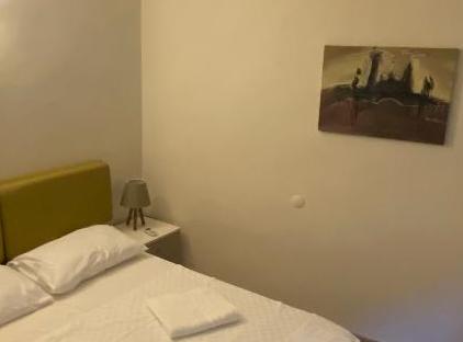 Ford Hotel تورنگار
