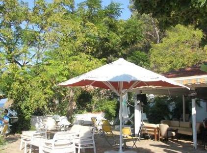 Ford Hotel تورنگار