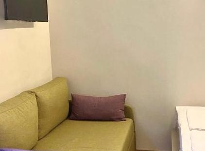 Ford Hotel تورنگار