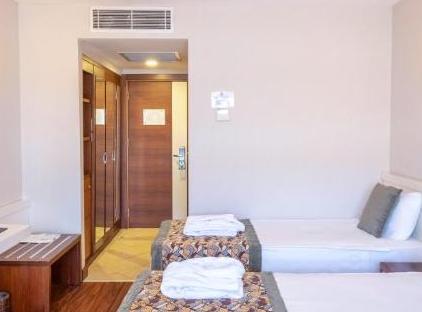 Viking Star Hotel تورنگار