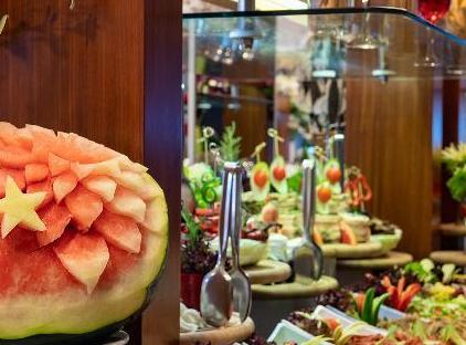 Viking Star Hotel تورنگار