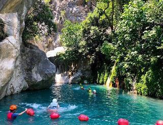 Kemer Hotel. تورنگار