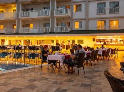 Viking Suite Hotel تورنگار