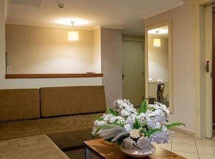 Viking Suite Hotel تورنگار
