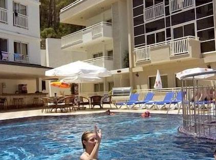 Viking Suite Hotel تورنگار
