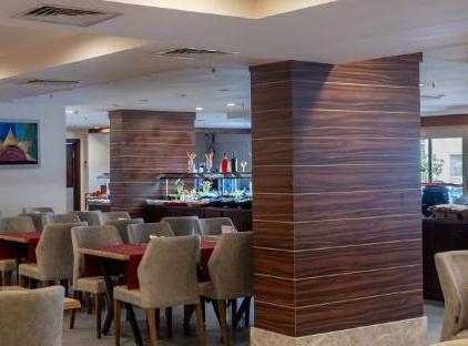 Viking Suite Hotel تورنگار