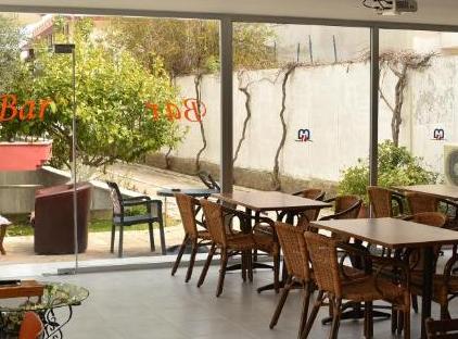 Minta Apart Hotel تورنگار
