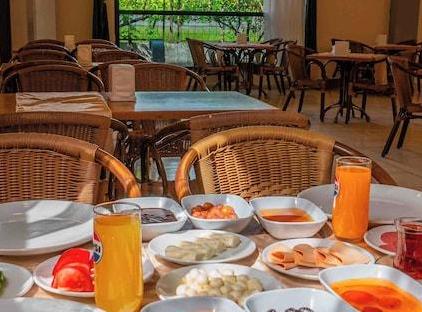 Belpoint Beach Hotel تورنگار