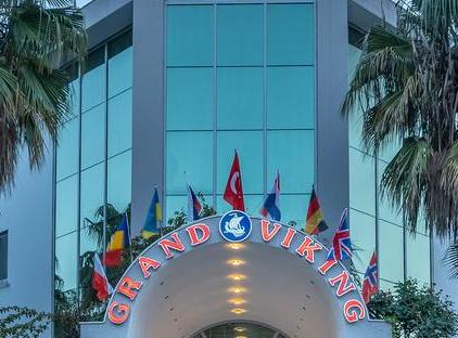 Grand Viking Hotel تورنگار
