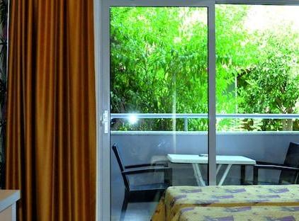 Grand Viking Hotel تورنگار