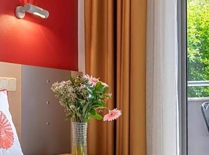 Grand Viking Hotel تورنگار