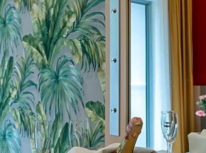 Grand Viking Hotel تورنگار