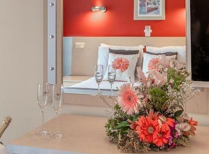 Grand Viking Hotel تورنگار