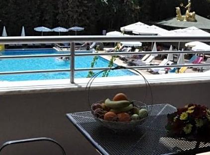 Grand Viking Hotel تورنگار