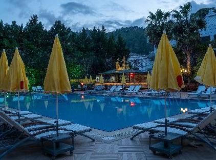 Grand Viking Hotel تورنگار