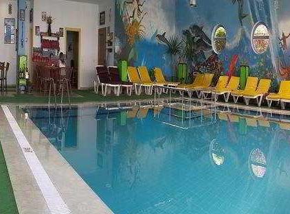 Grand Viking Hotel تورنگار