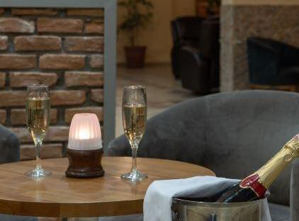Grand Viking Hotel تورنگار