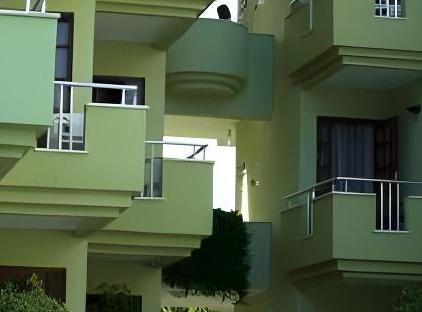 Ares City Hotel تورنگار