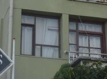 Ares City Hotel تورنگار