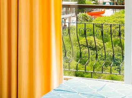 Get Enjoy Hotel تورنگار