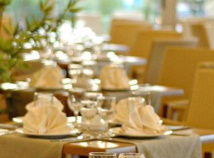 Ambassador Plaza Hotel - All Inclusive تورنگار