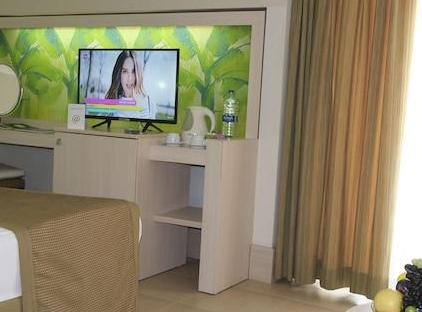 Ambassador Plaza Hotel - All Inclusive تورنگار