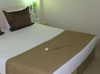 Ambassador Plaza Hotel - All Inclusive تورنگار
