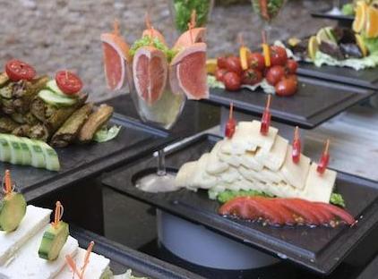 Ambassador Plaza Hotel - All Inclusive تورنگار