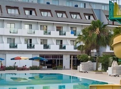 Armas Resort Hotel تورنگار