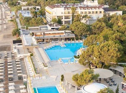 Perre La mer Resort & Spa تورنگار