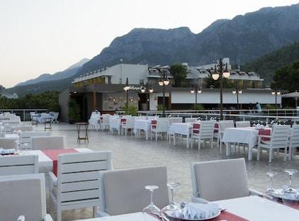 Perre La mer Resort & Spa تورنگار