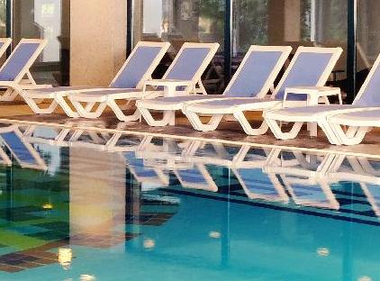 Queen's Park Le Jardin تورنگار