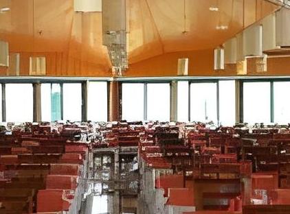 Queen's Park Le Jardin تورنگار