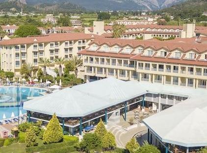 Queen's Park Le Jardin تورنگار