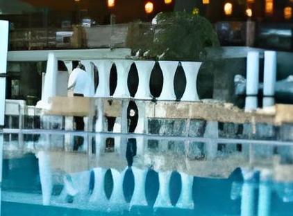 Queen's Park Le Jardin تورنگار