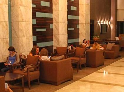 Queen's Park Le Jardin تورنگار