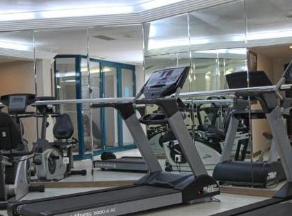 Queen's Park Le Jardin تورنگار