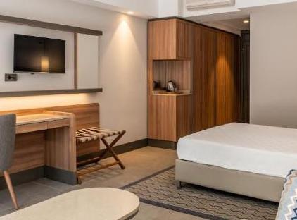 Champion Holiday Village تورنگار