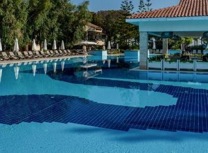 Champion Holiday Village تورنگار