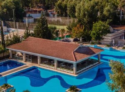 Champion Holiday Village تورنگار