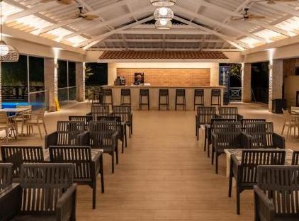 Champion Holiday Village تورنگار