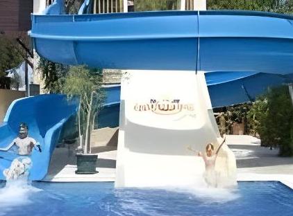 Champion Holiday Village تورنگار