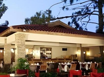 Champion Holiday Village تورنگار