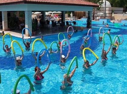 Champion Holiday Village تورنگار